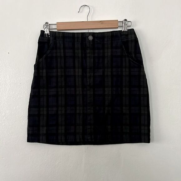 HOLLISTER PLAID SKIRT   - Picture 1 of 7